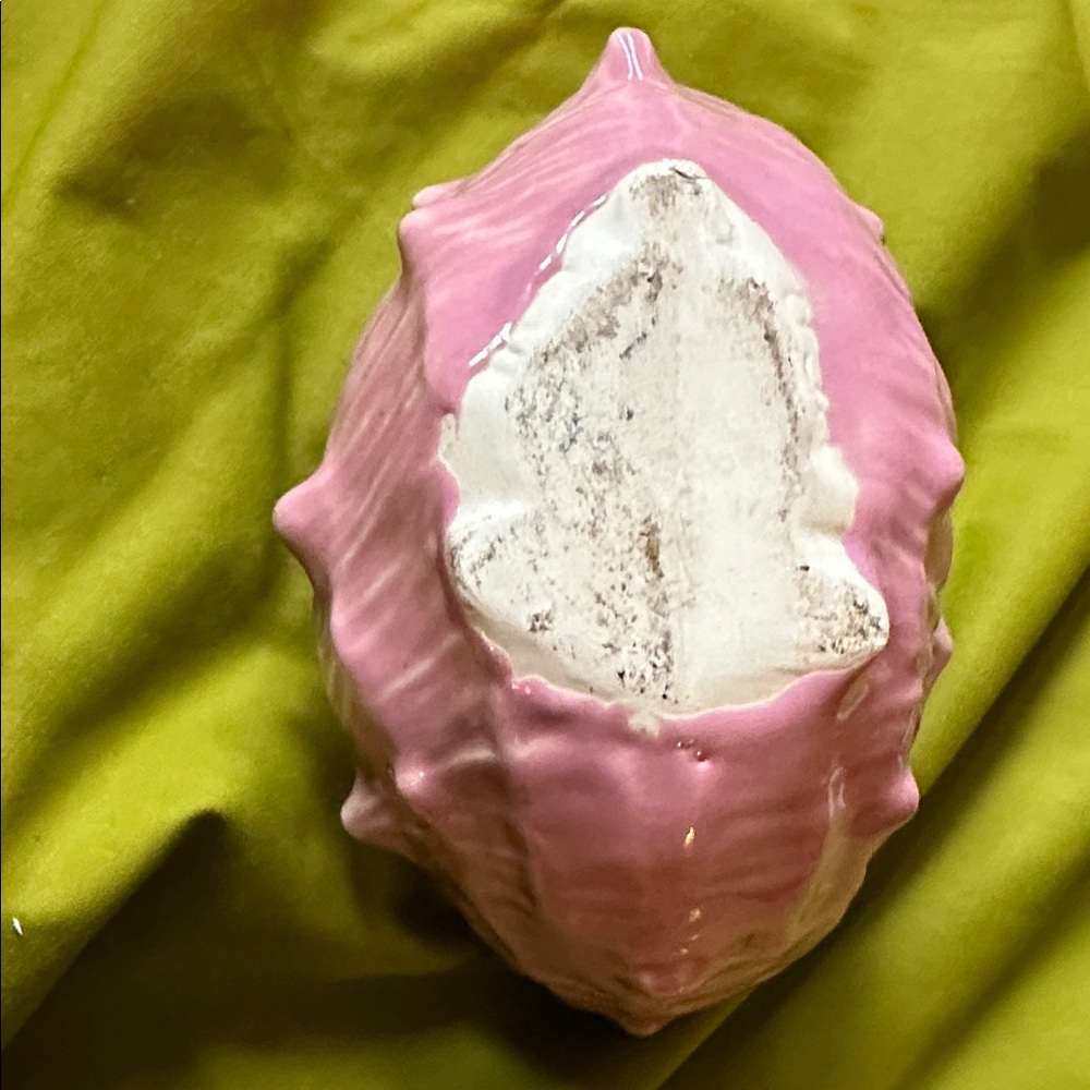 Midcentury Pink Ceramic Shell Bowl or Planter - Picture 10 of 10